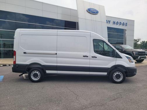 2025 Ford Transit-250 148 WB Medium Roof Cargo