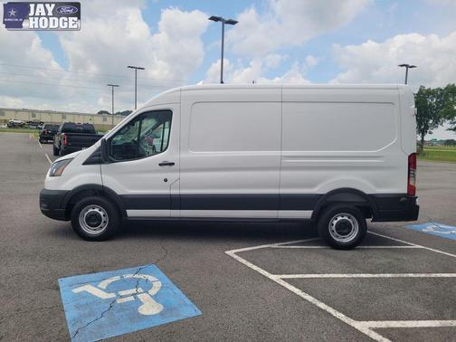 2025 Ford Transit-250 148 WB Medium Roof Cargo