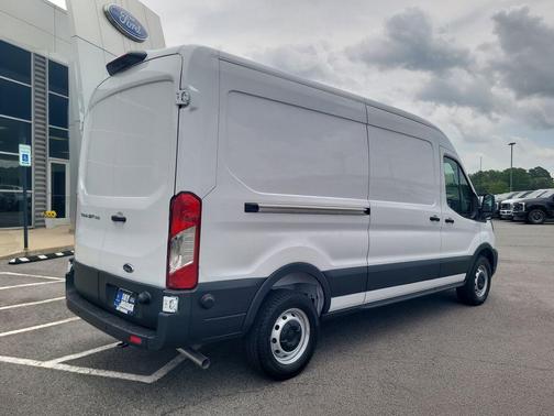2025 Ford Transit-250 148 WB Medium Roof Cargo