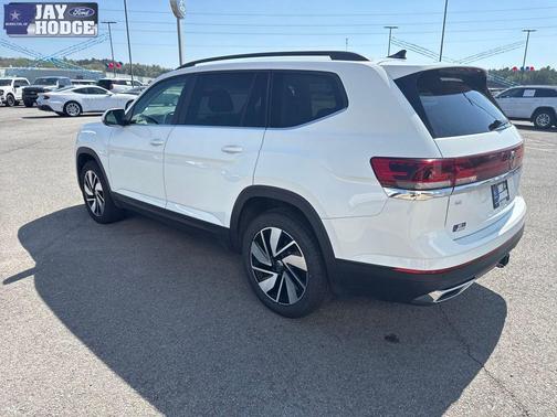 2024 Volkswagen Atlas 2.0T SE