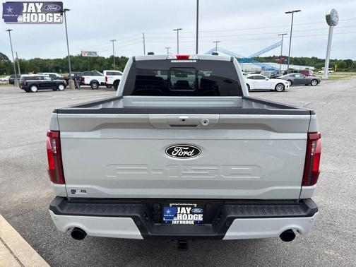 Avalanche 2026 Ford F-150 XLT
