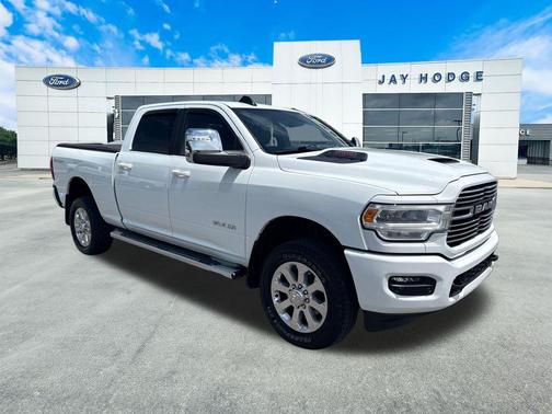 Bright White Clearcoat 2023 RAM 2500 Laramie