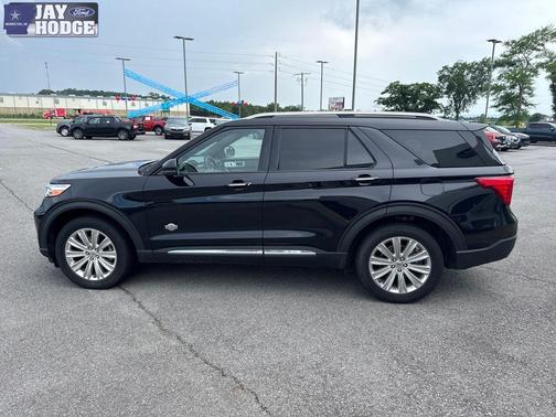 Black Metallic 2022 Ford Explorer King Ranch