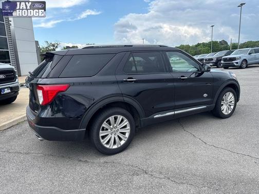 Black Metallic 2022 Ford Explorer King Ranch