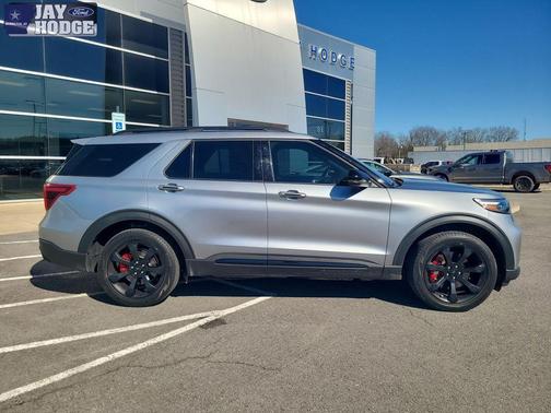 2024 Ford Explorer ST