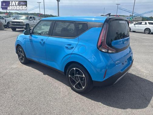 Surf Blue 2025 Kia Soul EX