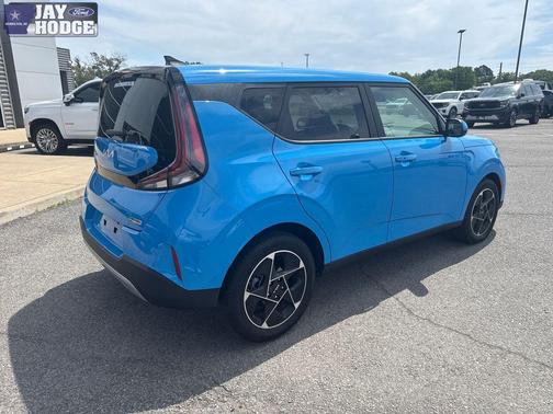Surf Blue 2025 Kia Soul EX