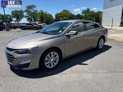 Mineral Gray Metallic 2025 Chevrolet Malibu LT