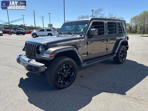 2021 Jeep Wrangler Unlimited Sahara Altitude