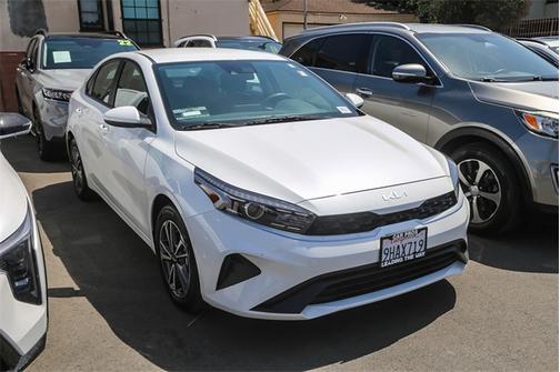 2023 Kia Forte LXS