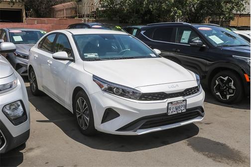 2023 Kia Forte LXS