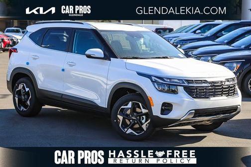 Snow White Pearl 2026 Kia Seltos EX