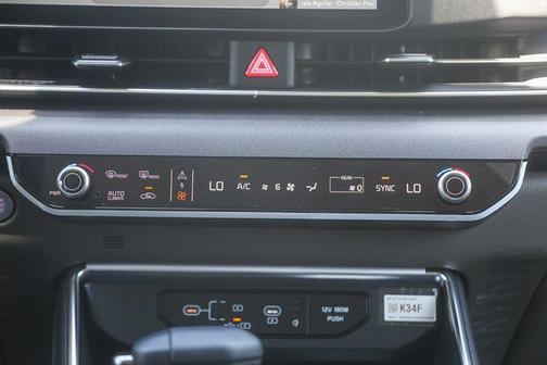 Aurora Black Pearl 2026 Kia Carnival EX