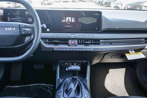 Snow White Pearl 2026 Kia K4 LX