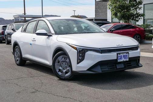 Snow White Pearl 2026 Kia K4 LX