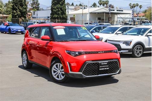 2023 Kia Soul LX