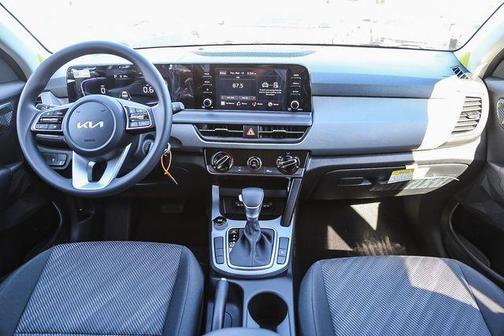 Snow White Pearl 2026 Kia Seltos LX