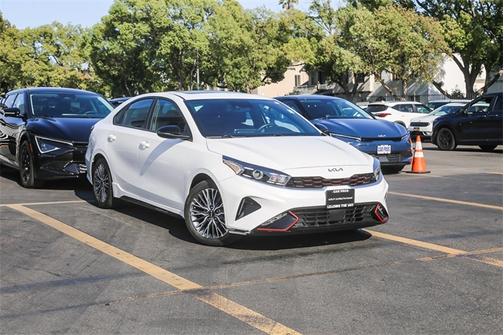 2023 Kia Forte GT-Line