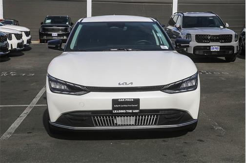 2024 Kia EV6 Light