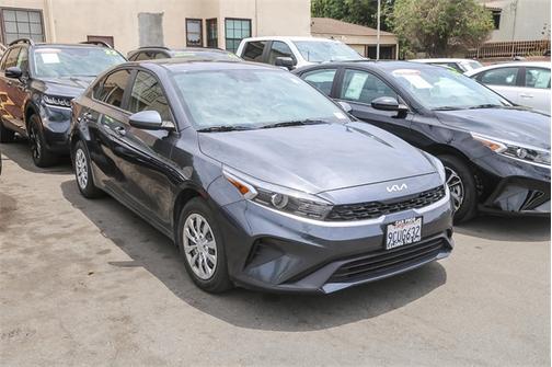 2023 Kia Forte LX