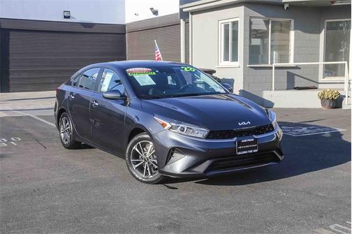2023 Kia Forte LXS