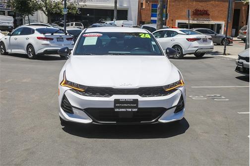 2024 Kia K5 GT-Line