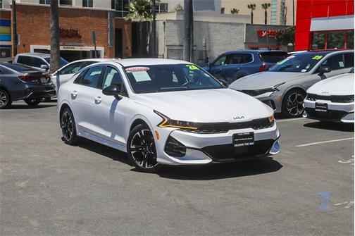 2024 Kia K5 GT-Line