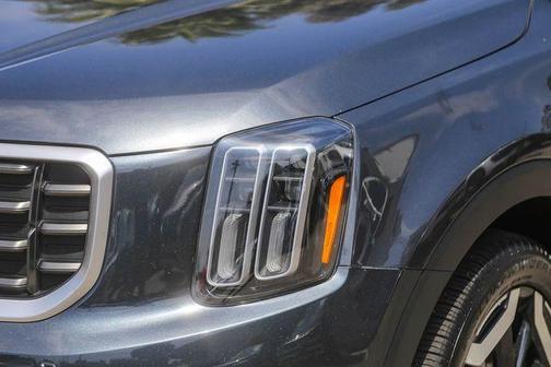 Gravity Gray 2024 Kia Telluride S