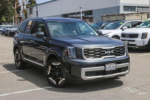 Gravity Gray 2024 Kia Telluride S