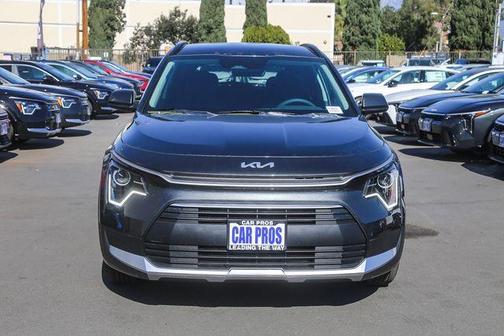INTERSTELLAR GR 2026 Kia Niro LX