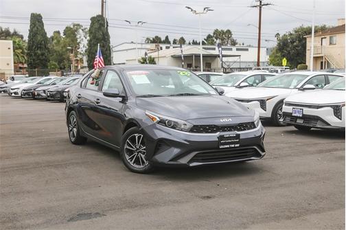 2023 Kia Forte LXS