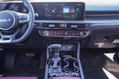 Snow White Pearl 2026 Kia K5 GT-Line