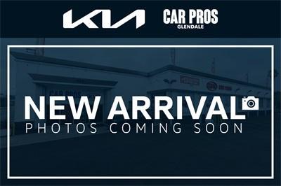 White Pearl 2024 Kia Sportage EX