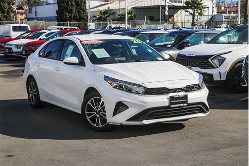 2024 Kia Forte LXS