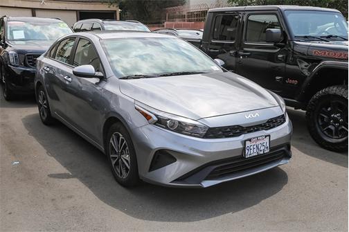 2023 Kia Forte LXS