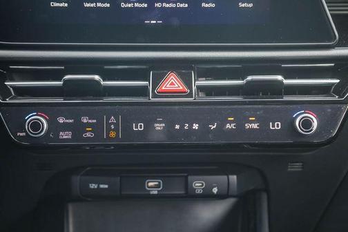 Aurora Black Pearl 2026 Kia Niro EX