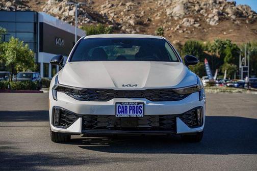 Snow White Pearl 2026 Kia K5 GT-Line
