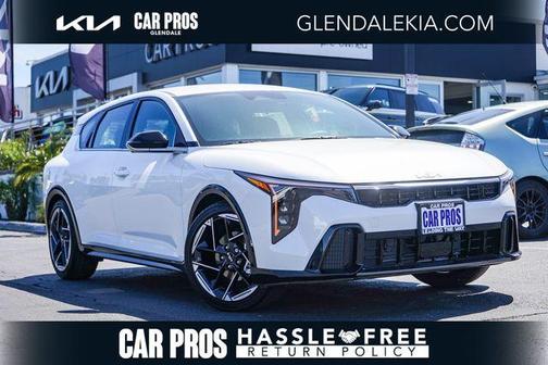 Snow White Pearl 2026 Kia K4 GT-LINE