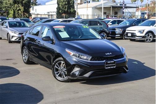 2023 Kia Forte LXS