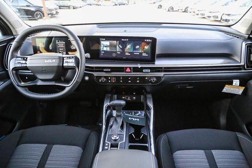 Metal 2026 Kia Sorento LX