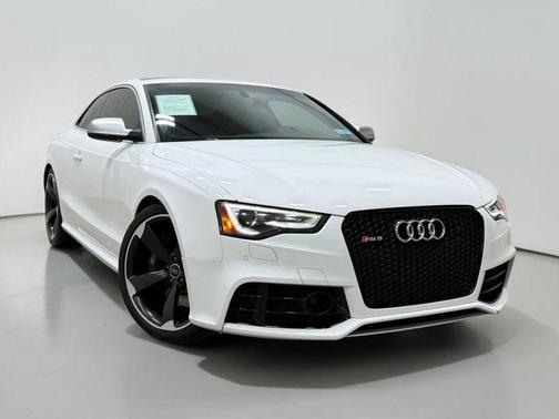 Ibis White 2013 Audi RS 5 4.2