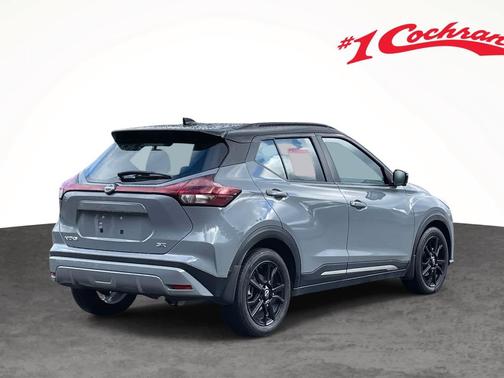 2023 Nissan Kicks SR