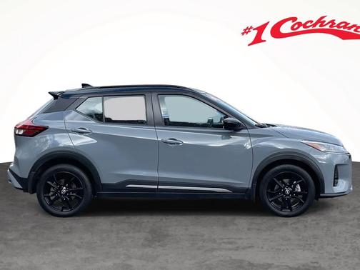2023 Nissan Kicks SR