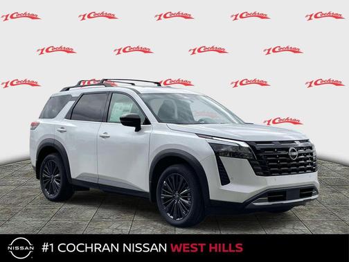 Everest White Pearl Tricoat 2026 Nissan Pathfinder SL