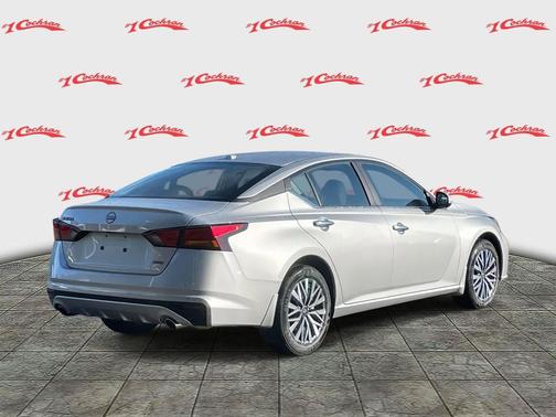 2025 Nissan Altima SV AWD