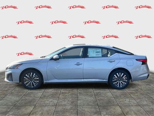 2025 Nissan Altima SV AWD