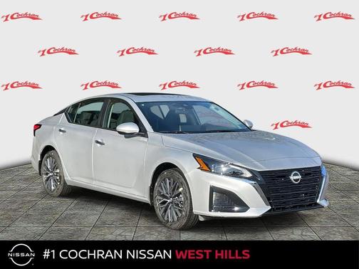2025 Nissan Altima SV AWD