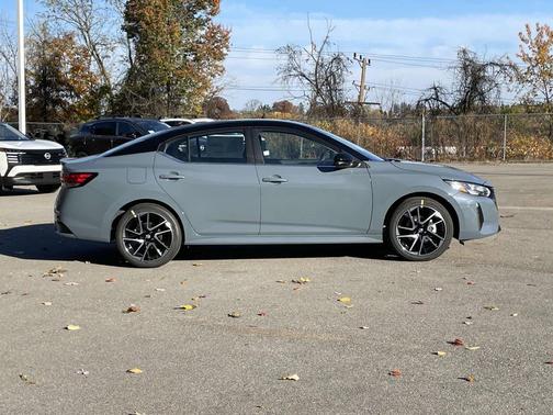 2025 Nissan Sentra SR