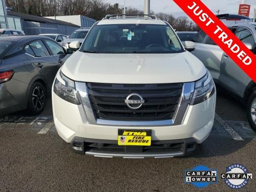 2023 Nissan Pathfinder Platinum