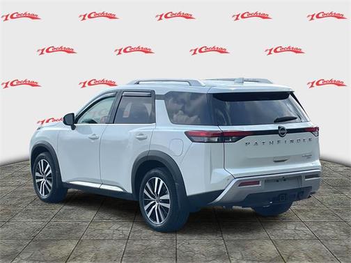 2023 Nissan Pathfinder Platinum